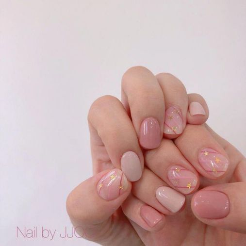 Tổng hợp các mẫu nail xinh màu hồng tươi mới - Hình 3
