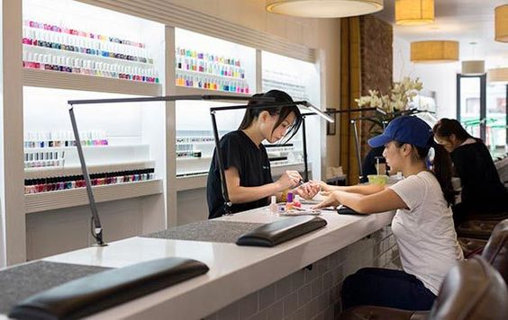 Những tiệm nail quận Bình Thạnh có đào tạo học viên chuyên nghiệp để nâng cao tay nghề