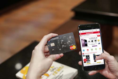 Cách thức mua điện thoại trả góp bằng thẻ tín dụng