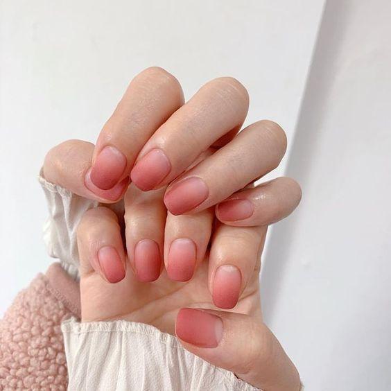 Các mẫu nail màu hồng đẹp long lanh - Không chỉ "bánh bèo" mới mê như điếu đổ