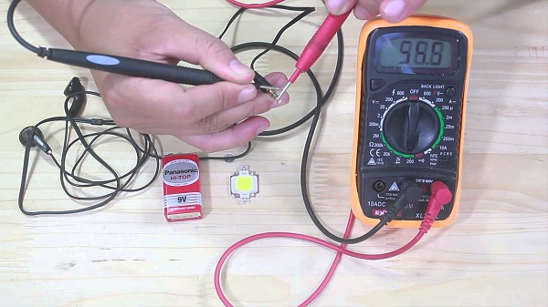 Đồng hồ đo điện hay đồng hồ vạn năng đo điện có khả năng đo dòng điện - Dichvuhay.vn