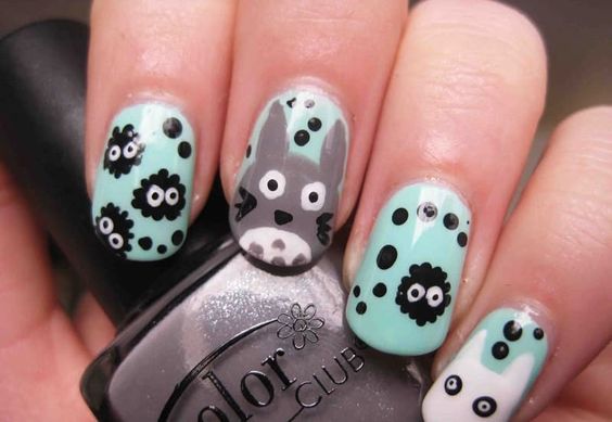 Mẫu nail hoạt hình Totoro vui nhộn 1