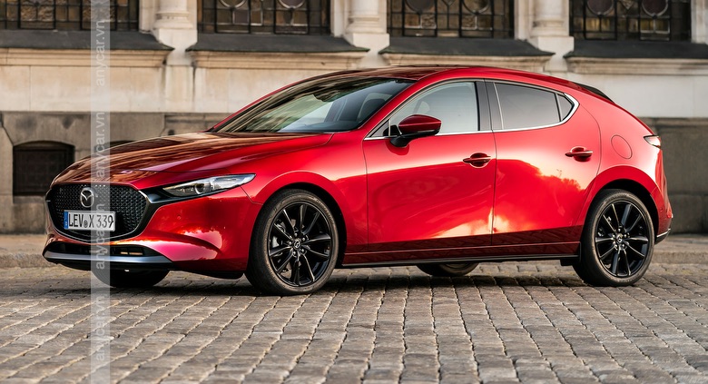 Đầu xe Mazda 3 Hatchback hướng đến phong cách thiết kế thể thao