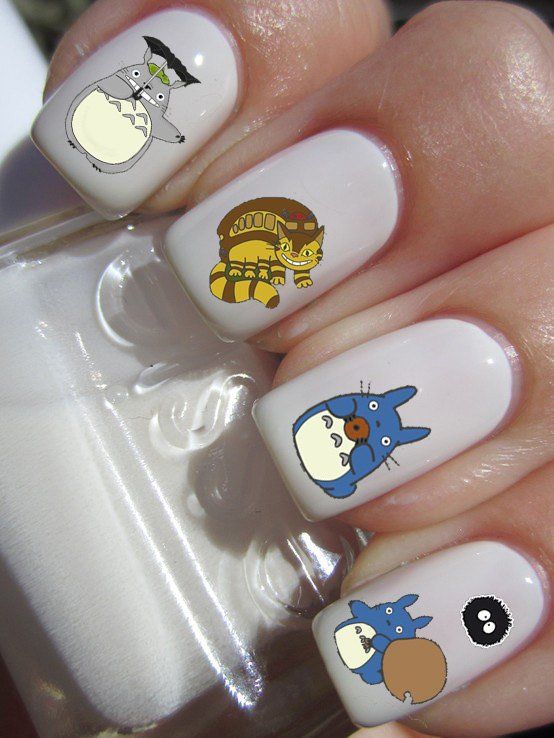 Mẫu nail hoạt hình Totoro vui nhộn 2