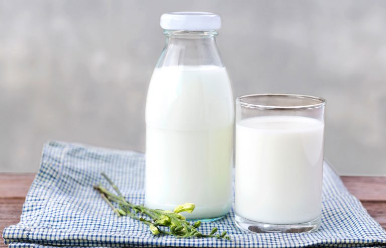 Sữa thực phẩm tốt giúp mẹ và bé 