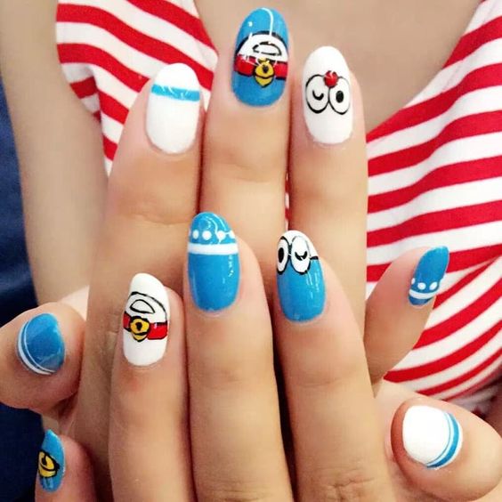 Mẫu nail Doraemon xinh xinh