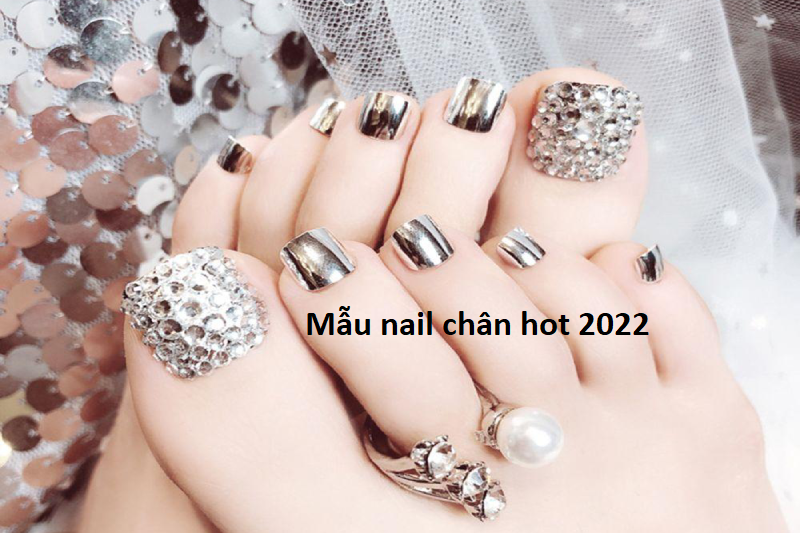 mẫu nail chân hot 2022 sành điệu