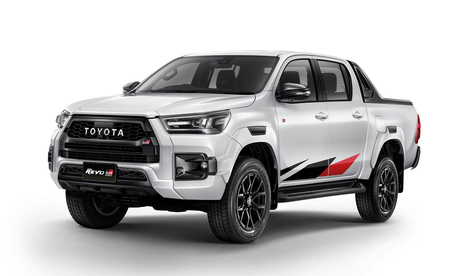 Nhận xét mẫu xe Toyota Hilux GR Sport 2022 với vẻ ngoài thể thao