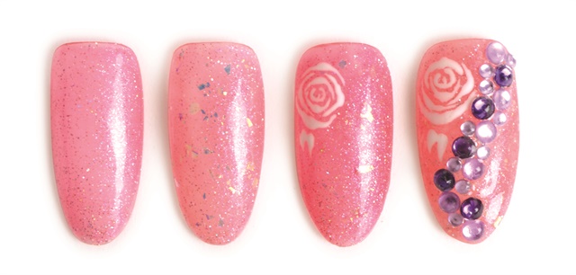 mẫu nail họa tiết Floral với tông hồng