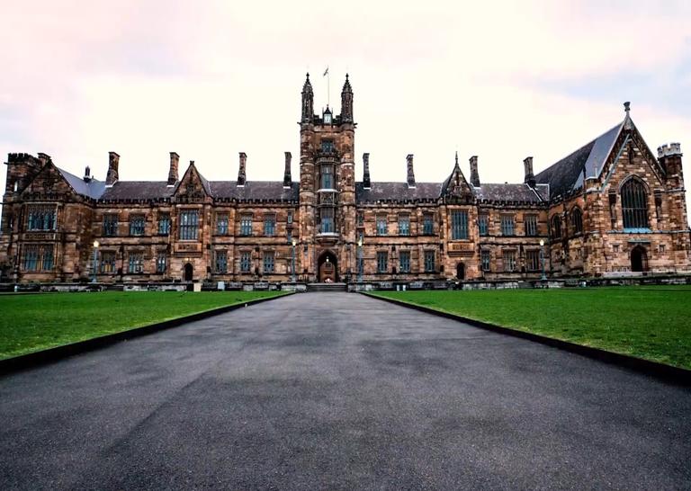 Điểm danh 8 trường Đại học ở Úc có học bổng khủng 2023