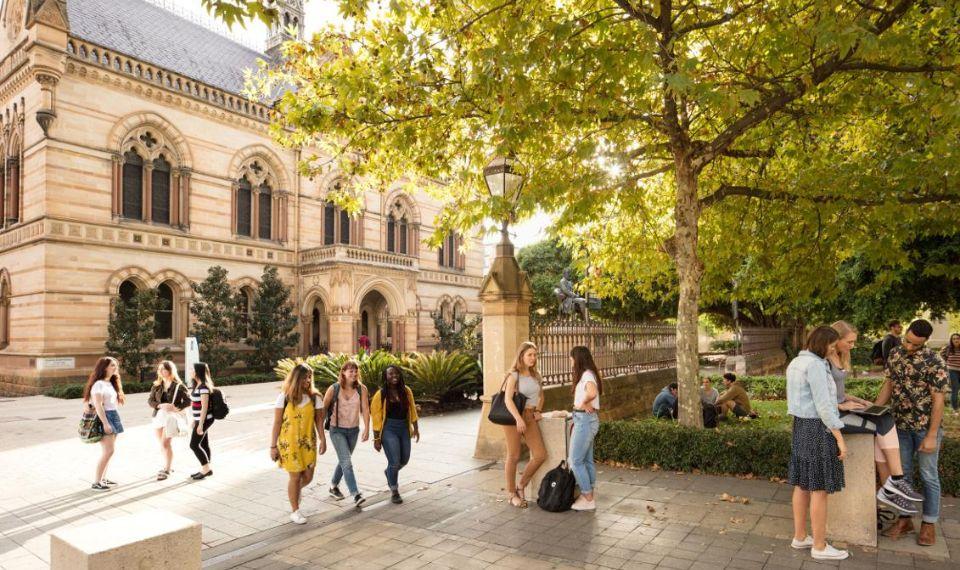 HSSV quốc tế du học Úc 2023