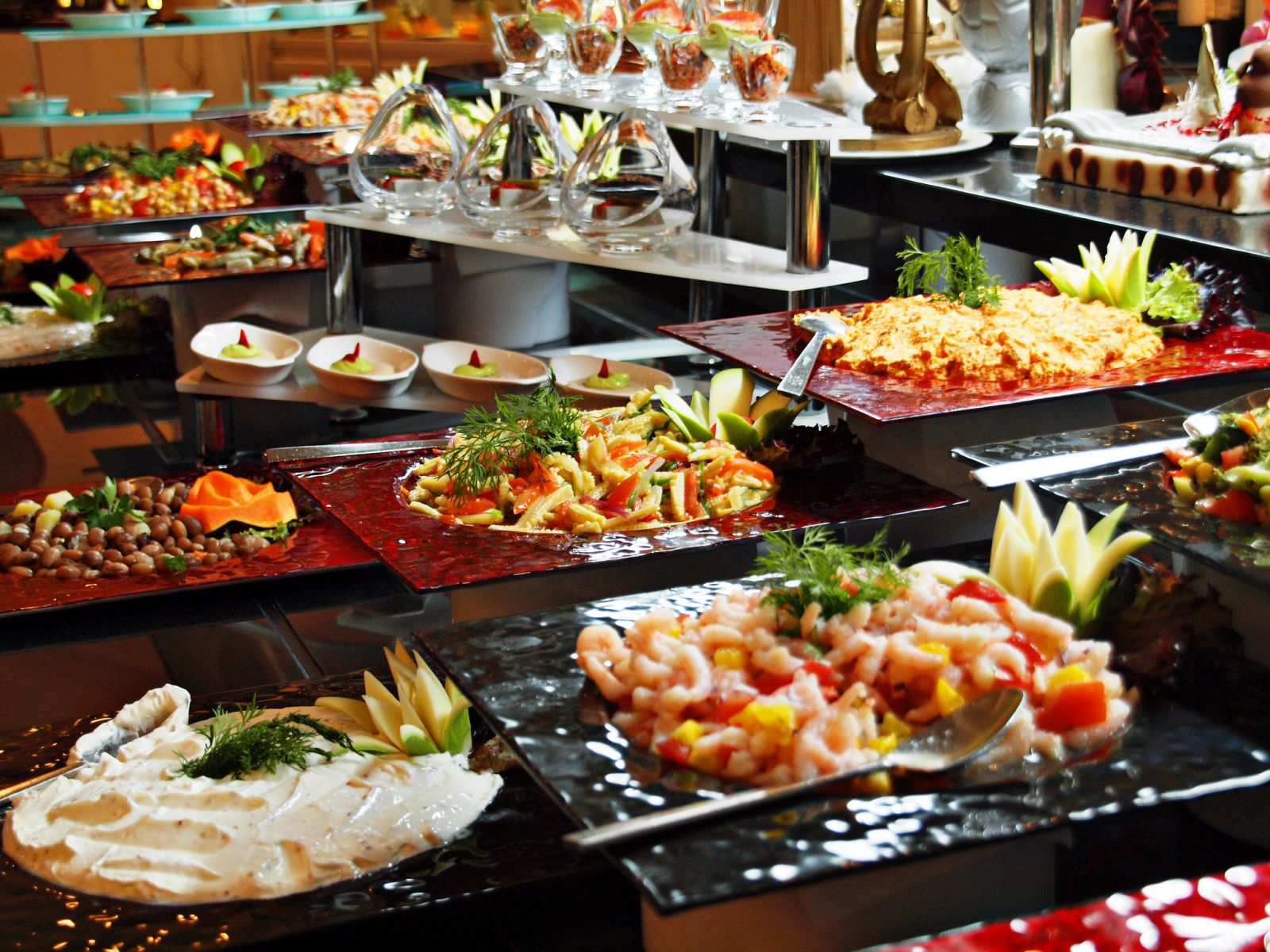 Thưởng thức văn hóa ẩm thực đa dạng phong phú tại buffet Sen Tây Hồ 2023