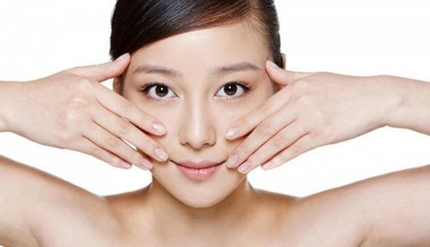 massage mặt đúng cách giúp da được cải thiện 