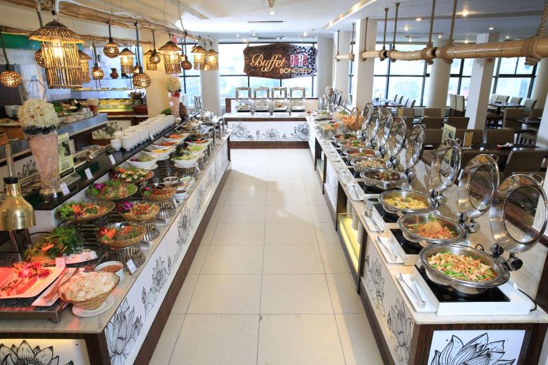 Review buffet Gánh Bông Sen ngon không: Menu, Bảng giá, Địa chỉ