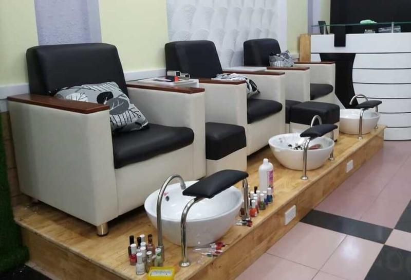 Ghế làm nail cao cấp giá bao nhiêu? mua ở đâu tốt?