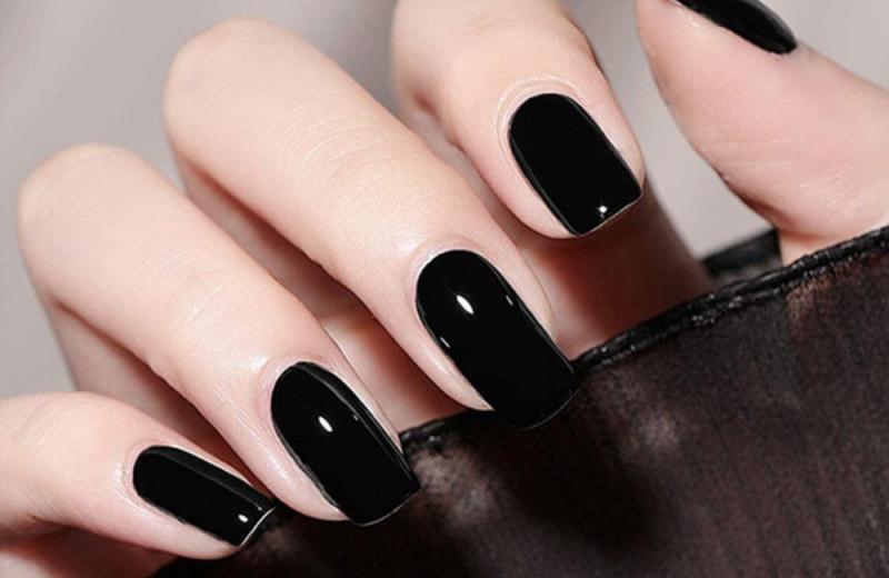 Móng tay đẹp màu đen – những mẫu nail sáng da, quyến rũ cho bạn gái