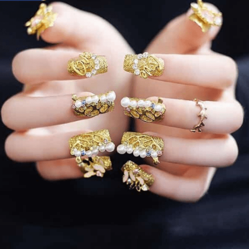 Top các mẫu nail 2024 tươi mới đang hot hiện nay