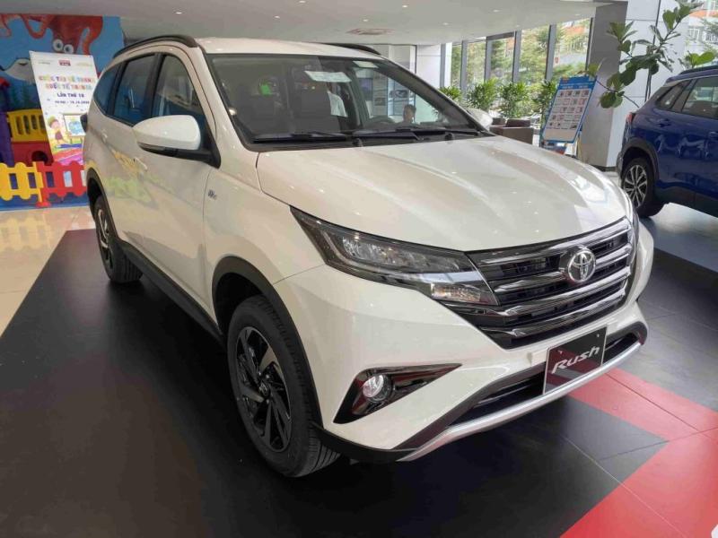 Đánh Giá Toyota Rush 2024: Sự Lựa Chọn Lý Tưởng Cho Gia Đình Việt