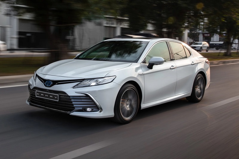 Giá Xe Toyota Camry 2024: Lựa Chọn Hoàn Hảo Trong Phân Khúc Sedan Hạng Trung