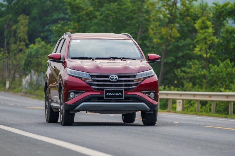 Đánh giá Toyota Rush kèm Thông số & Giá xe mới nhất 06/2024