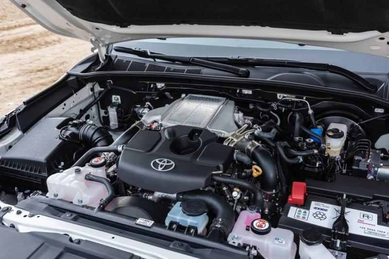 Đánh giá xe bán tải Toyota Hilux sau 5 năm sử dụng