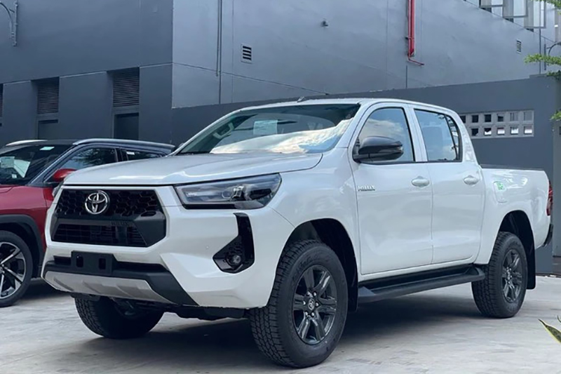 Giới Thiệu Toyota Hilux 2024: Sự Kết Hợp Hoàn Hảo