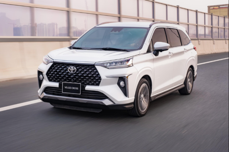 Toyota Veloz Cross 2024: Đánh Giá Chi Tiết Và Giá Bán