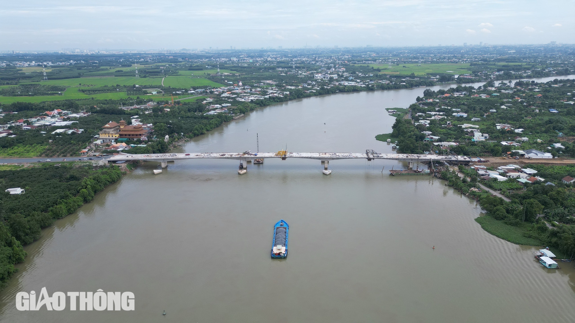 Cầu Bạch Đằng 2 nối Đồng Nai - Bình Dương hợp long, đua về đích dịp 2/9- Ảnh 2.