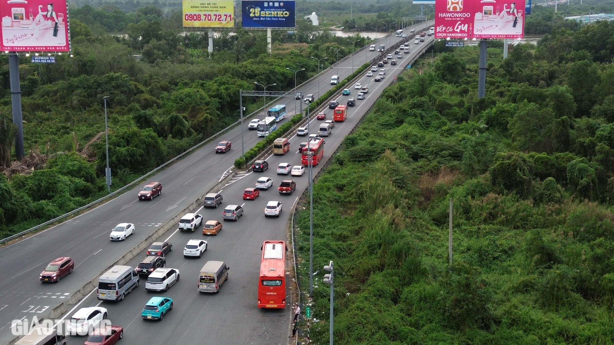 Doanh nghiệp vận tải nói gì về đề xuất hạn chế xe đầu kéo lên cao tốc Long Thành?- Ảnh 2.