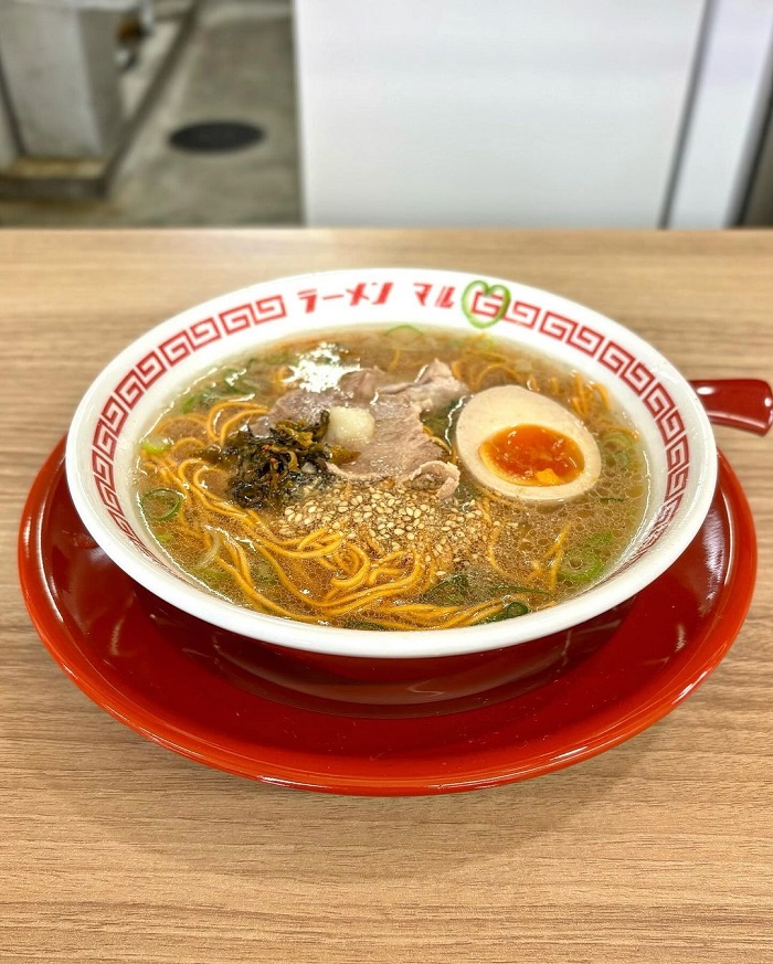 Mì ramen là món ăn đường phố châu Á hương vị thanh đạm tuyệt ngon