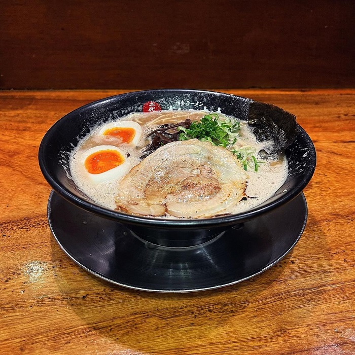 Mì ramen là món ăn đường phố châu Á có giá cả phải chăng