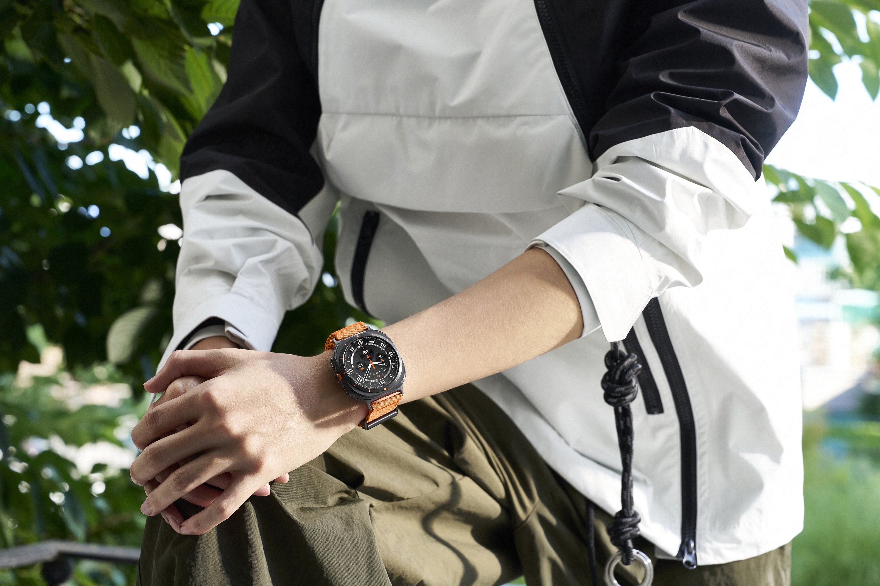 Galaxy Watch Ultra, Galaxy Watch7 anh 1