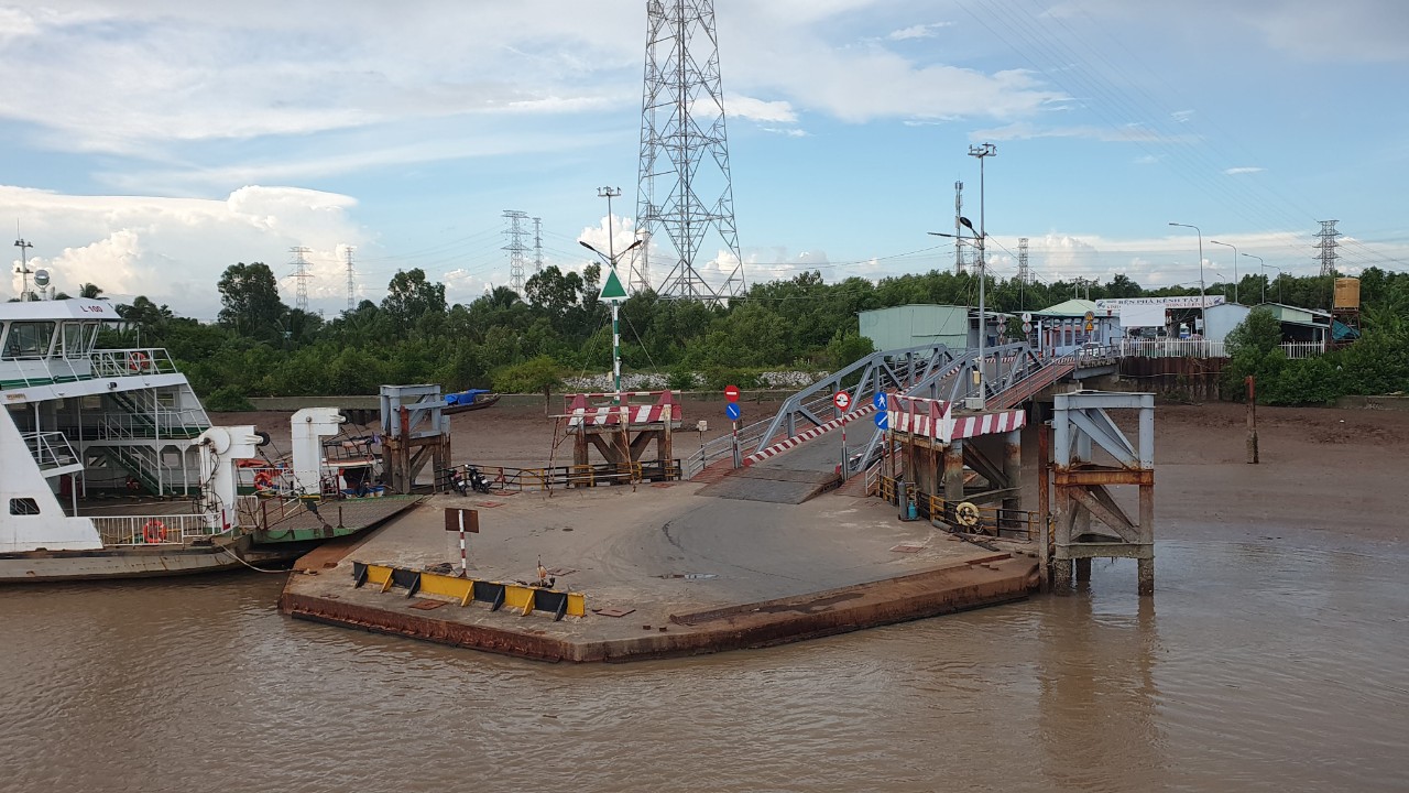 Trà Vinh: Bố trí 2 bãi chứa bùn để nạo vét phà Kênh Tắt, Láng Sắt- Ảnh 1.