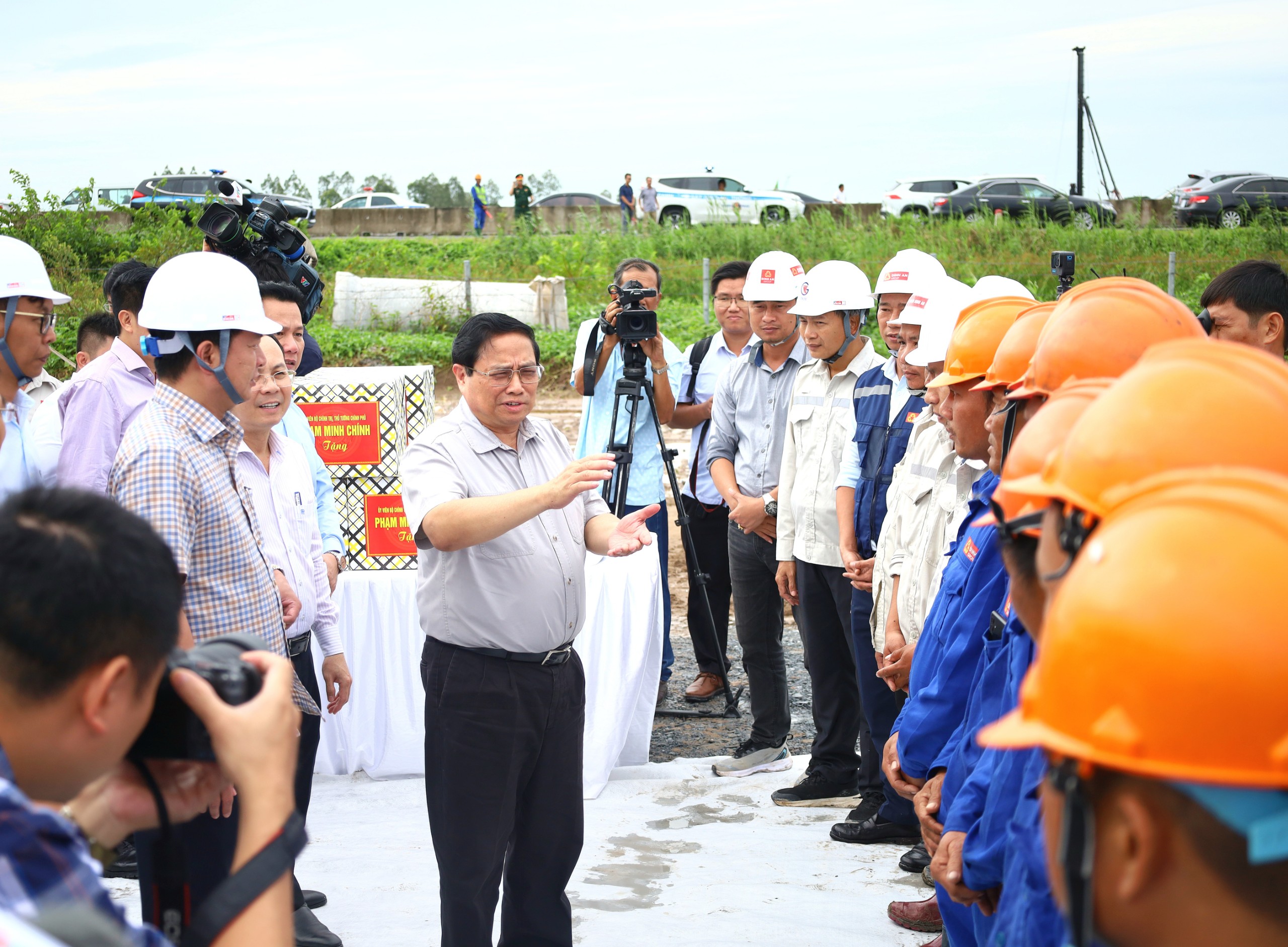 Thủ tướng gỡ vướng mắc, tạo đòn bẩy phát triển hạ tầng giao thông ĐBSCL- Ảnh 3.