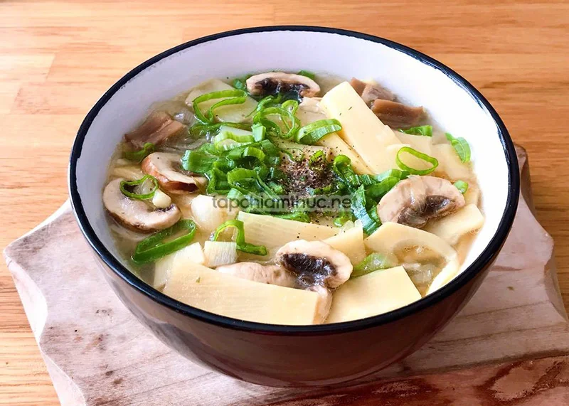 Canh nấm chay ngọt lành