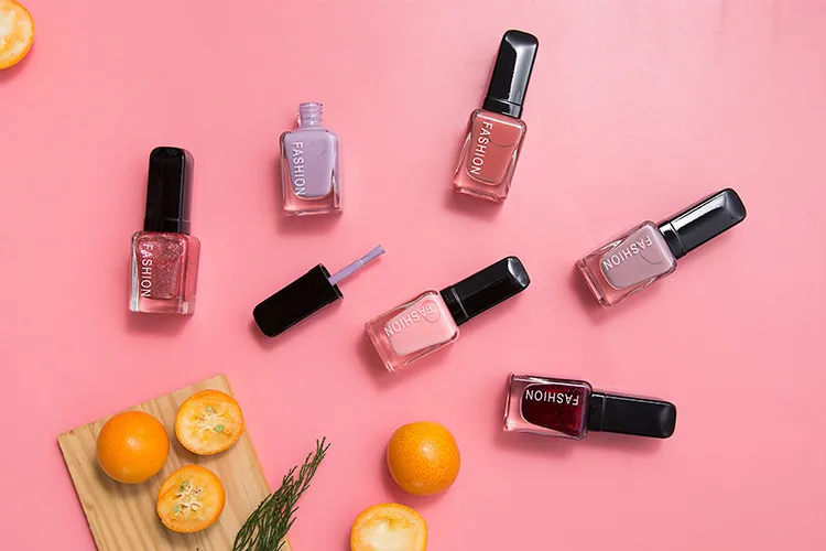 Cách phân biệt giữa Nail Polish và Lacquer