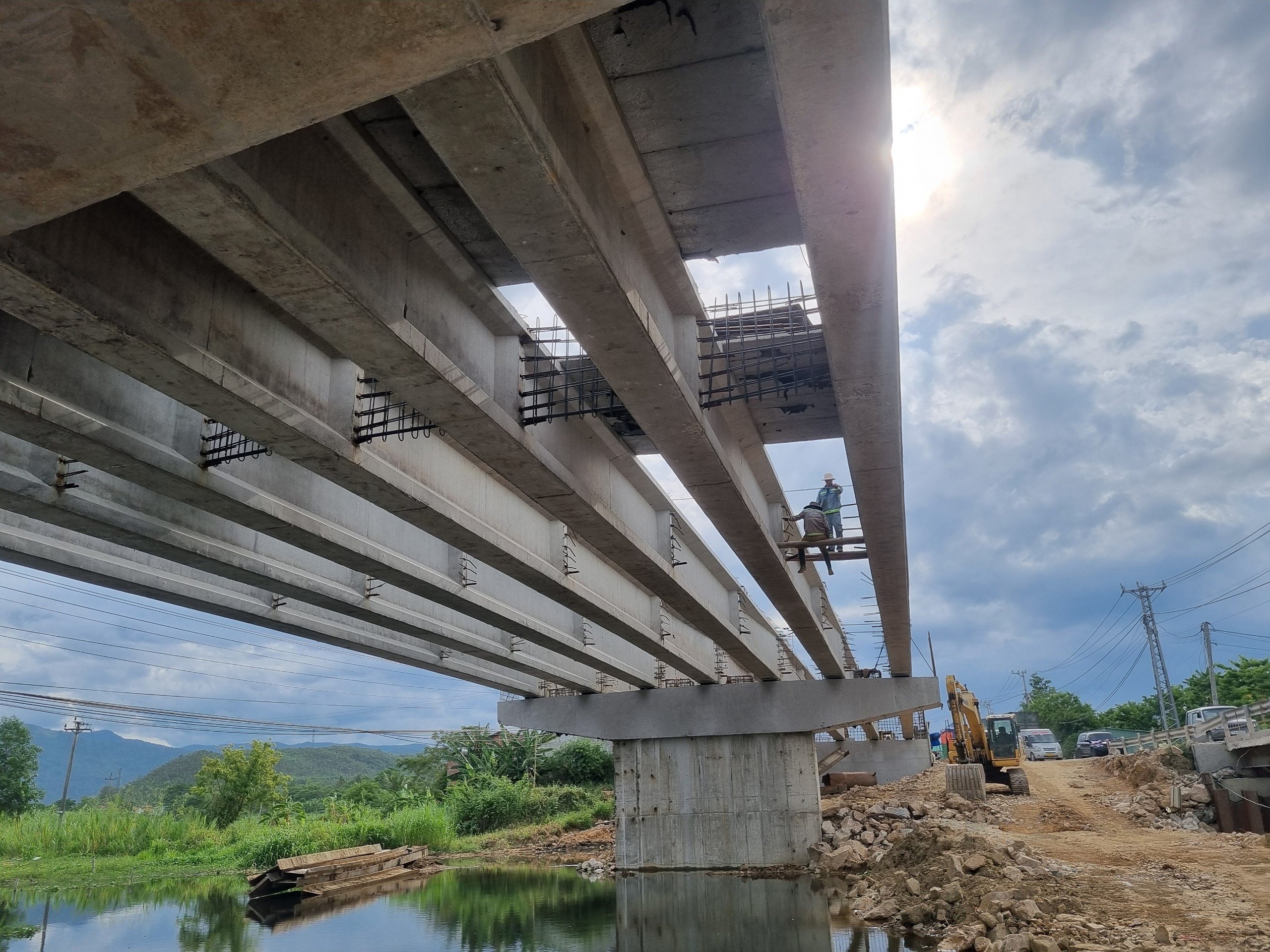 Dự án tăng cường kết nối giao thông Tây Nguyên chờ mặt bằng để về đích- Ảnh 1.