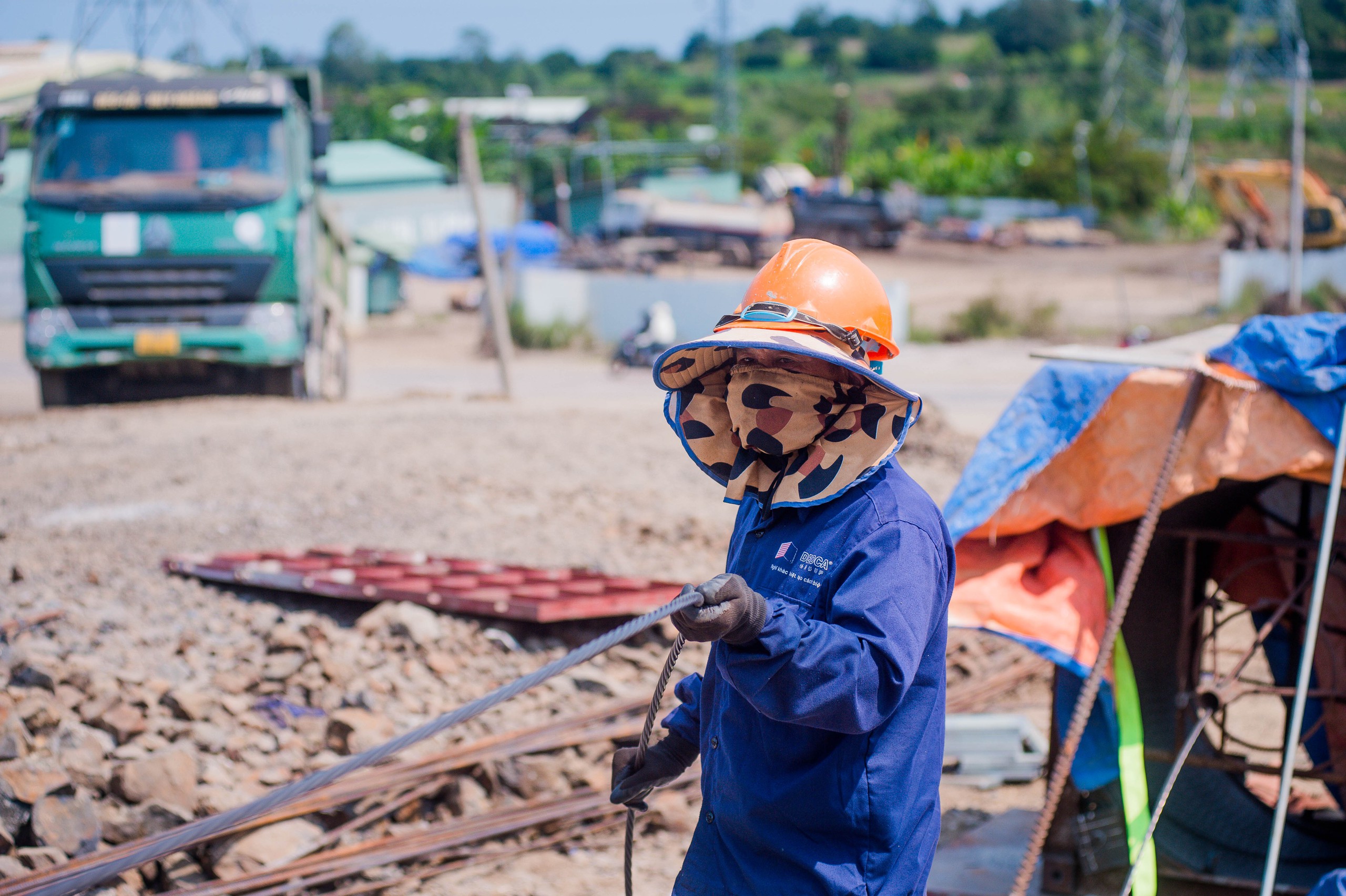 Hàng nghìn kỹ sư, công nhân bám công trường, đưa cao tốc Bắc - Nam giai đoạn 2 về đích sớm- Ảnh 6.