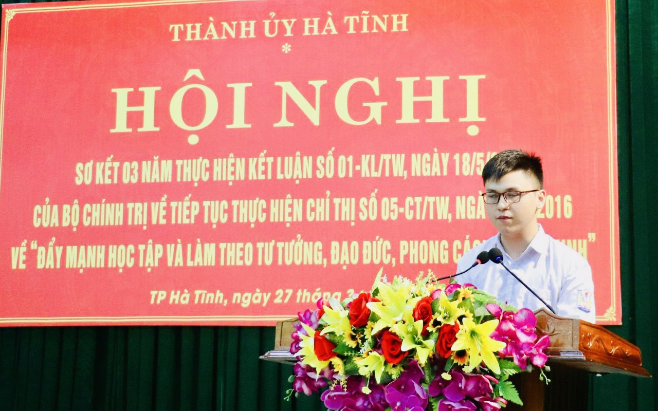 Nam sinh khiếm thị trúng tuyển 6 trường đại học