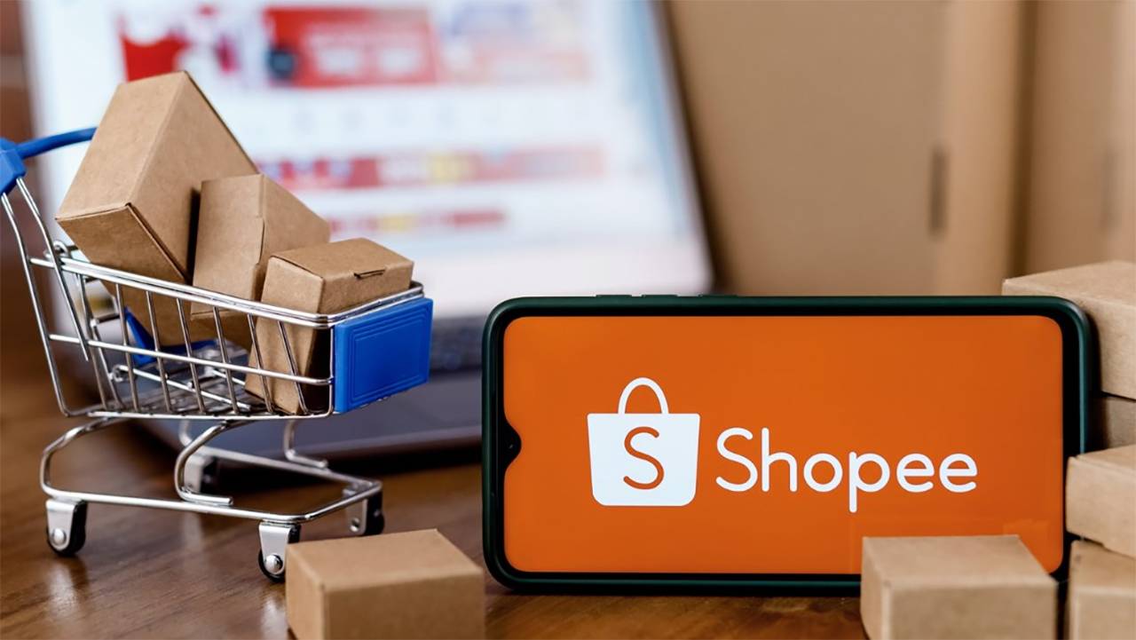 Cách xem lịch sử mua hàng trên Shopee