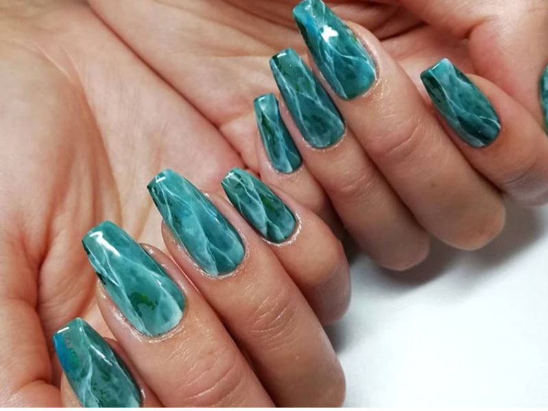 Cách làm nail màu xanh ngọc đẹp đơn giản nhã nhặn