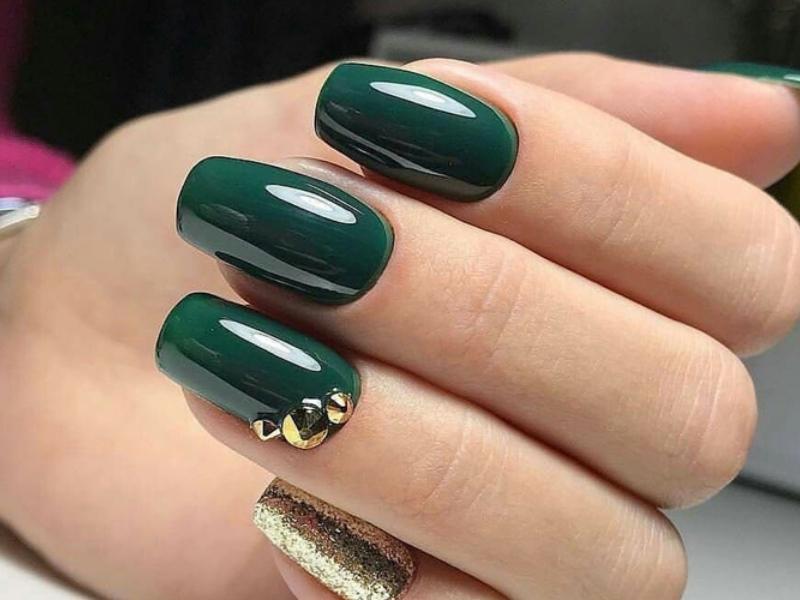 Cách làm nail màu xanh ngọc đẹp đơn giản nhã nhặn