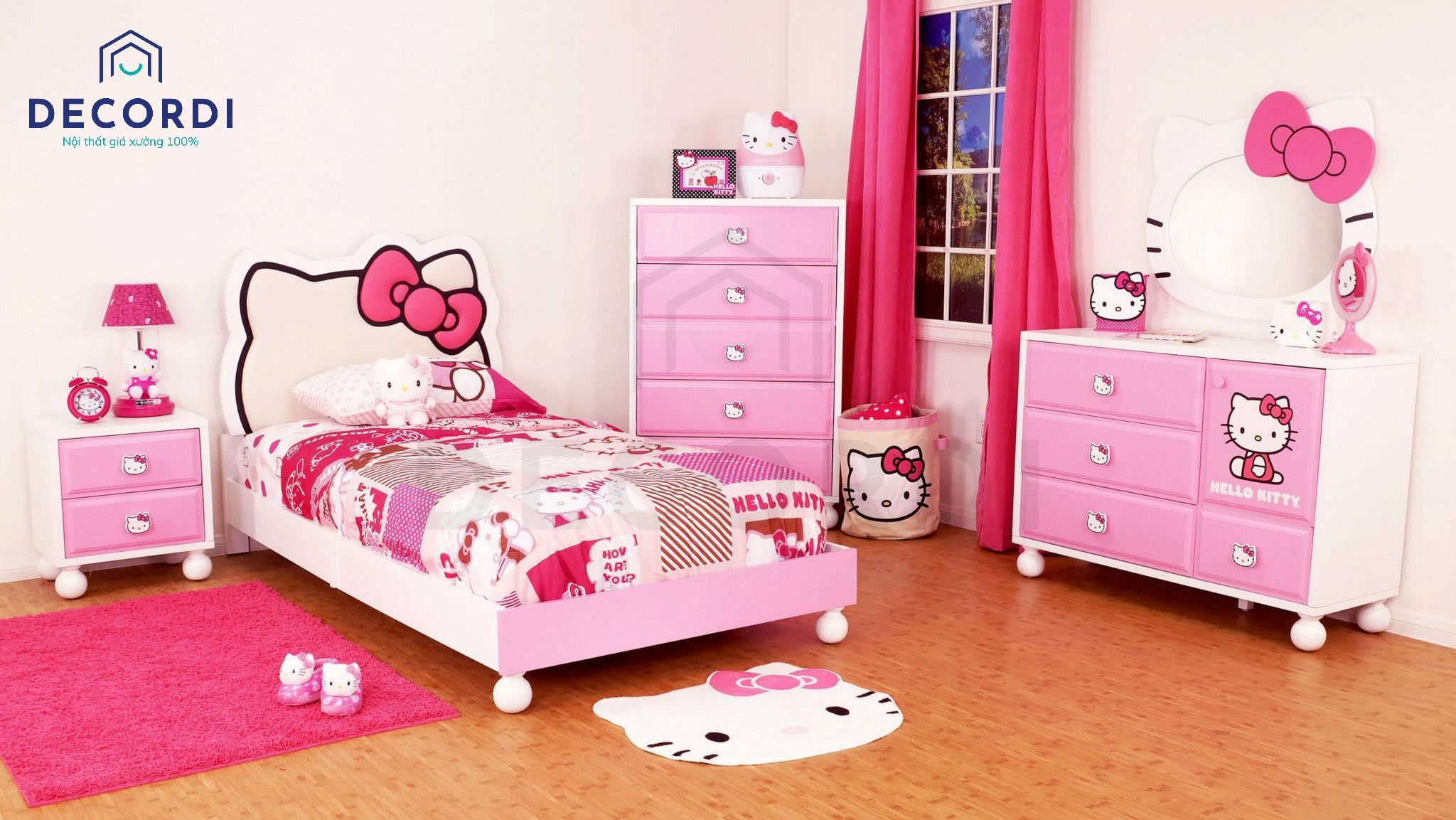 Phòng ngủ cực đáng yêu với mẫu giường đơn nhỏ có vách đầu giường là hình hello kitty