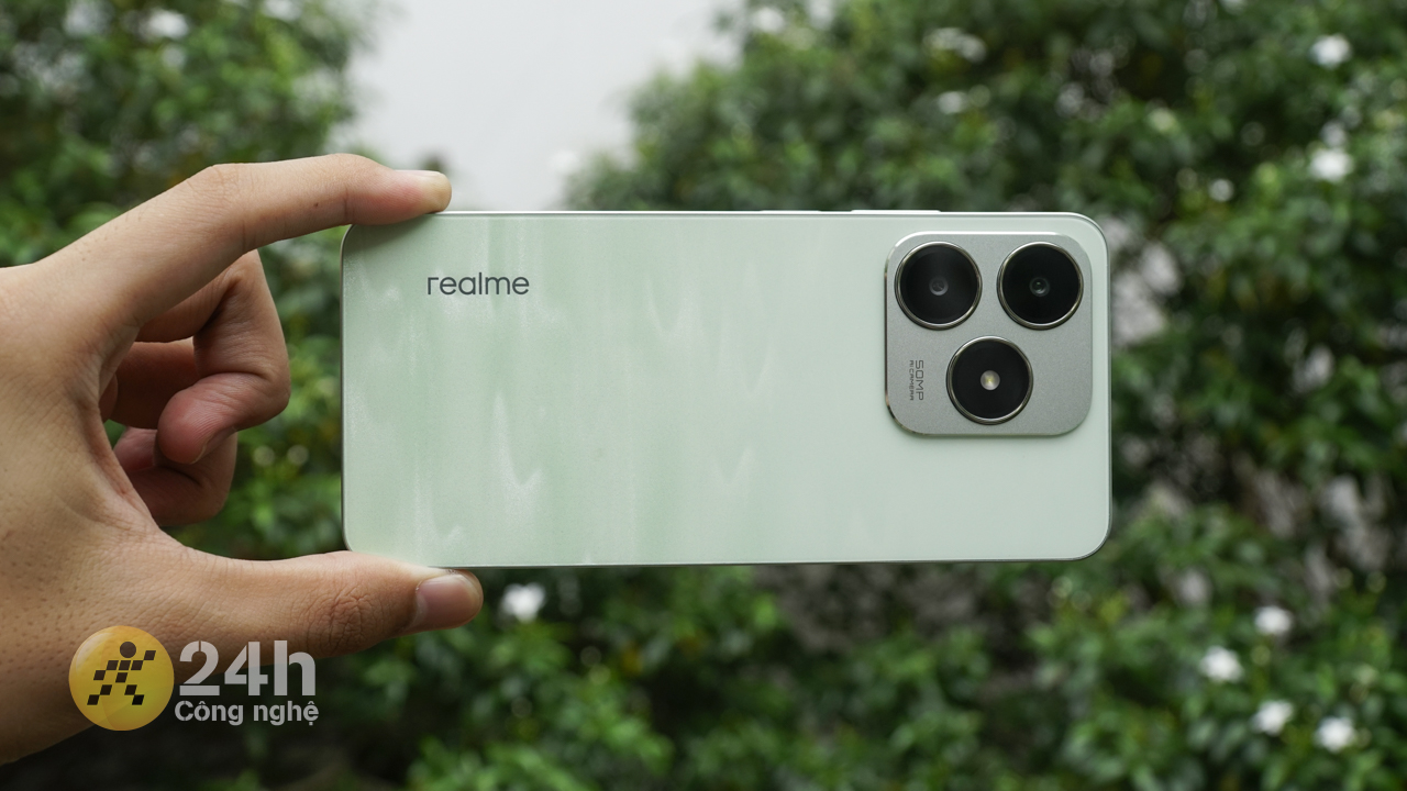 Cách mở nhanh camera khi màn hình tắt trên realme C65s