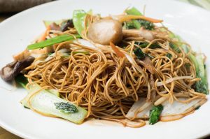 vao bep voi cong thuc mi chay yakisoba 01