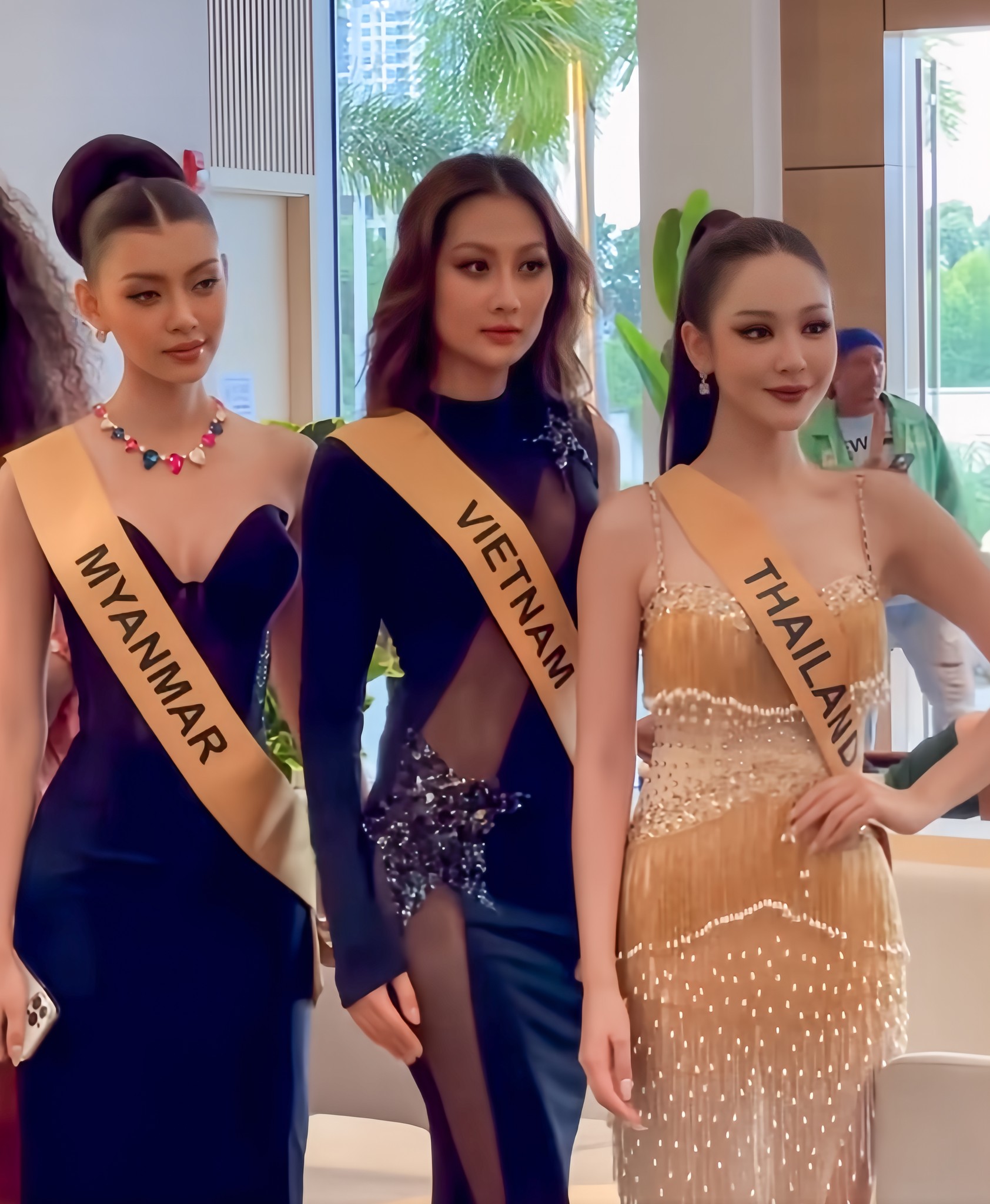 "Búp bê sống" của Miss Grand International 2024: Khiến Quế Anh "tàng hình" khi đứng cạnh, được bình chọn áp đảo nhưng đang bị tố gian lận- Ảnh 6.