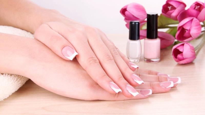 Làm sao để xin việc làm nail ở Dubai? Có nên làm nail ở Dubai