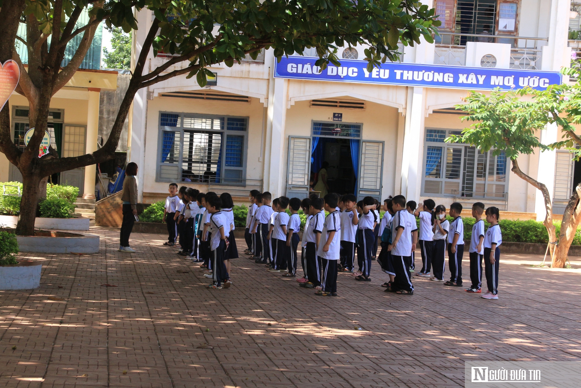 Vụ mùi lạ xuất hiện tại Tp.Buôn Ma Thuột: Nghi phát tán từ một bãi rác- Ảnh 4.