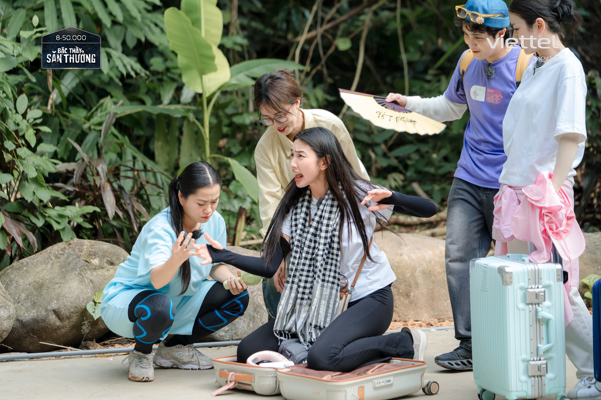 Trường Giang, Hoa hậu Thuỳ Tiên cùng dàn Anh trai, Chị đẹp đổ bộ show mới cực "xoắn não"- Ảnh 8.