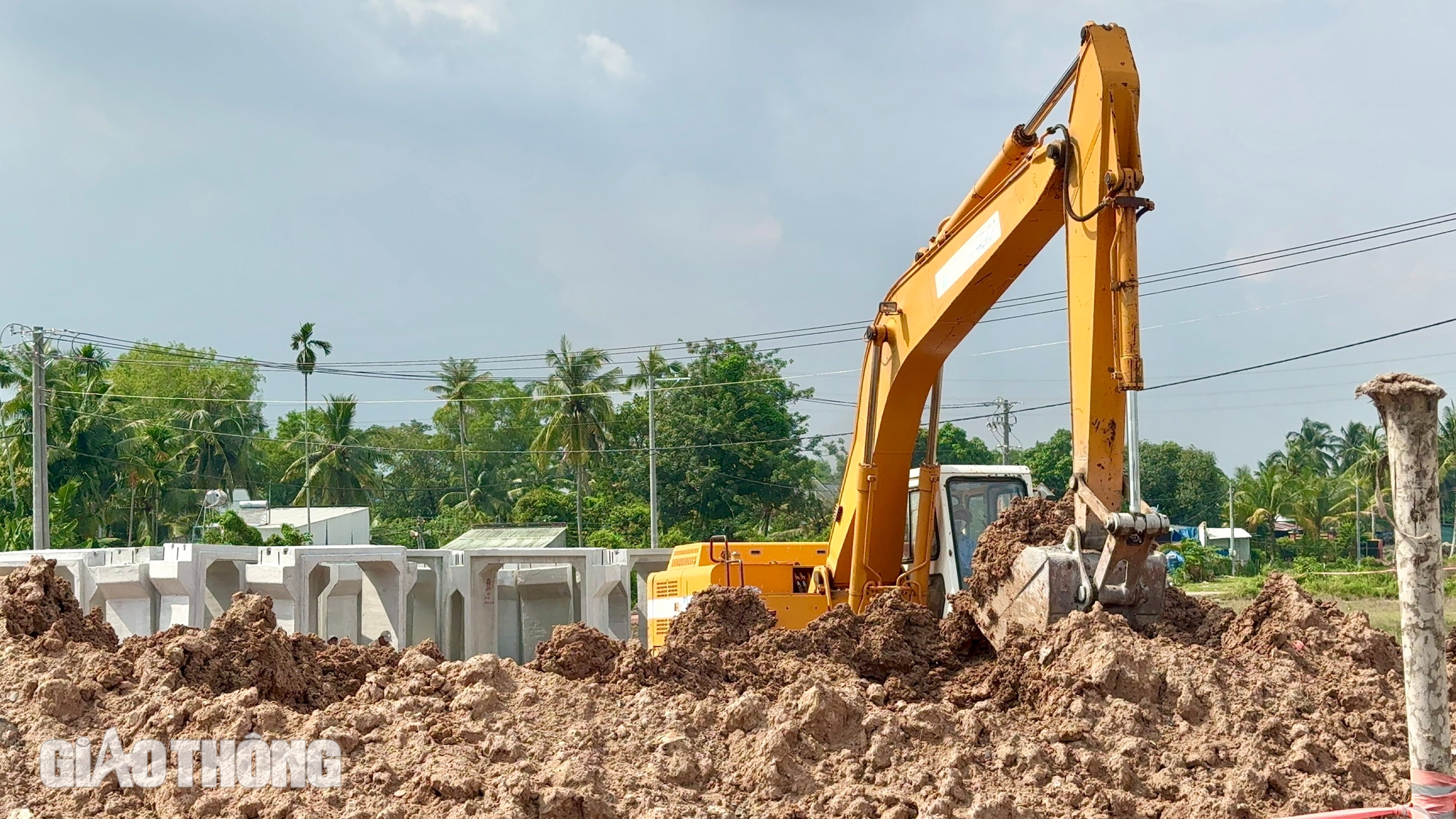 Có mặt bằng, dự án vành đai 3 qua Đồng Nai nhộn nhịp thi công- Ảnh 4.